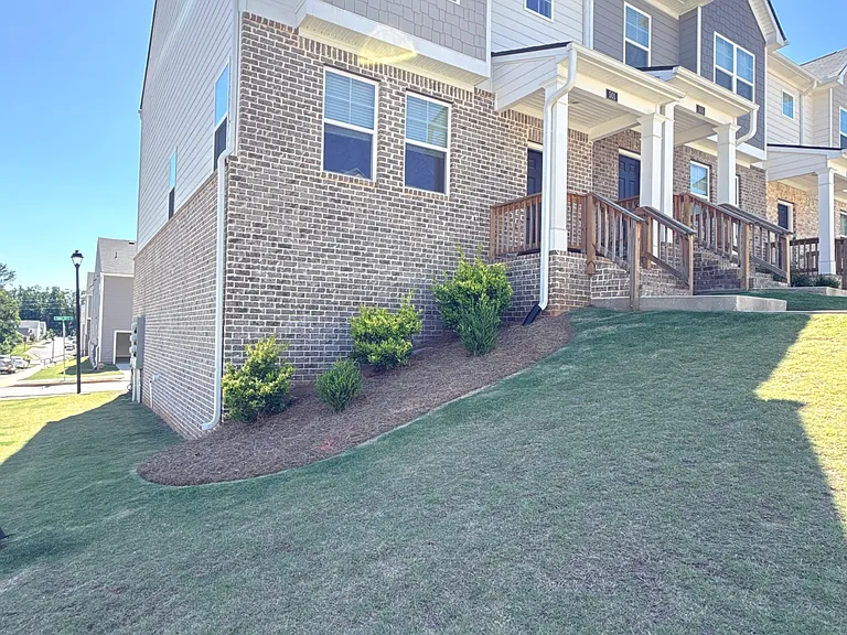 501 Cades Cv — Photo 2