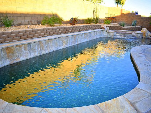 2nd image of 83144 Broadmoor Dr