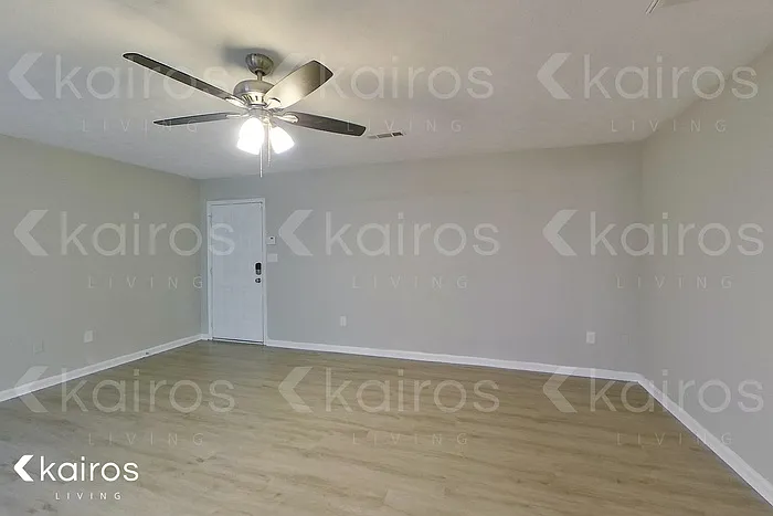 100 Deer Pkwy — Photo 11