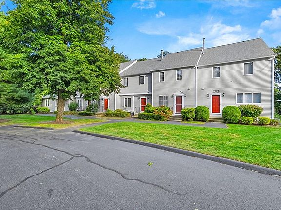 3rd image of 870 Bullocks Point Ave