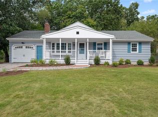 18 Spencer Rd, Smithfield, RI 02828