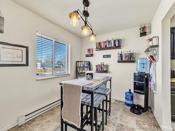 5th image of 1016 Bluestem Blvd