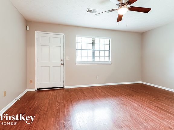 2nd image of 2093 Forest Ct