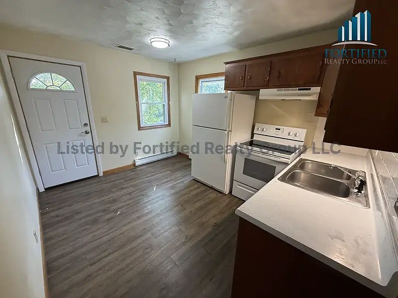 1st image of 1381 Tucker Rd Unit 2S