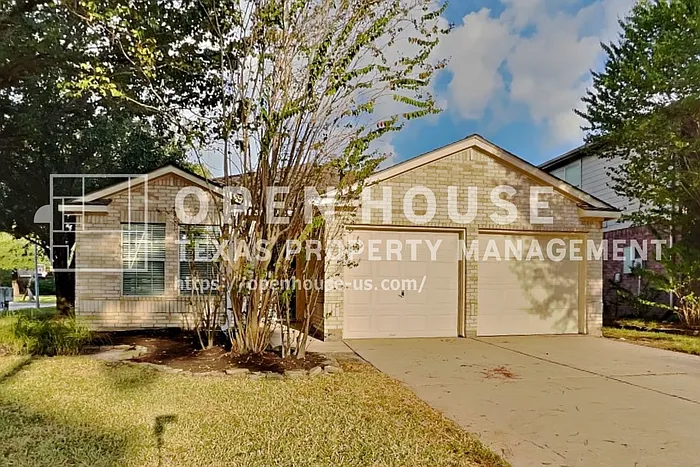 3 bed, 2.0 bath, 1759 sqft, $2,050 — Photo 1