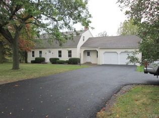 6181 E Seneca Tpke, Jamesville, NY 13078