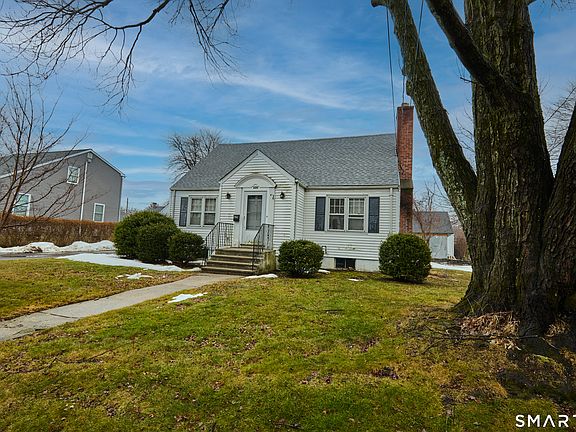 2nd image of 625 Clark Street