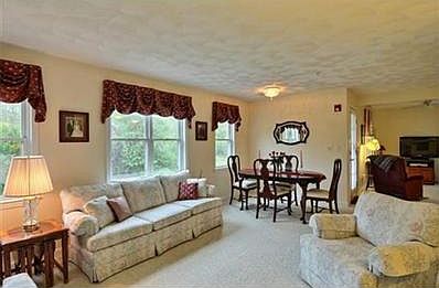 5th image of 10 Masi Meadow Ln APT C