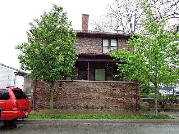 2nd image of 10 N 18th St
