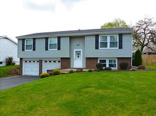 111 Easy St, Latrobe, PA 15650