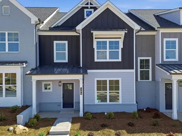 105 Grand Highlands Ln, Winder, GA 30680