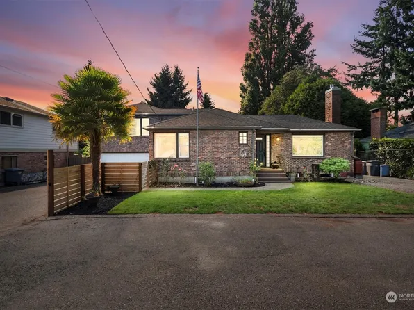 2128 Bridgeport Way W, University Place, WA 98466