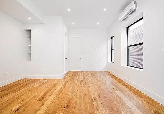 5th image of 50 Mac Donough St #45