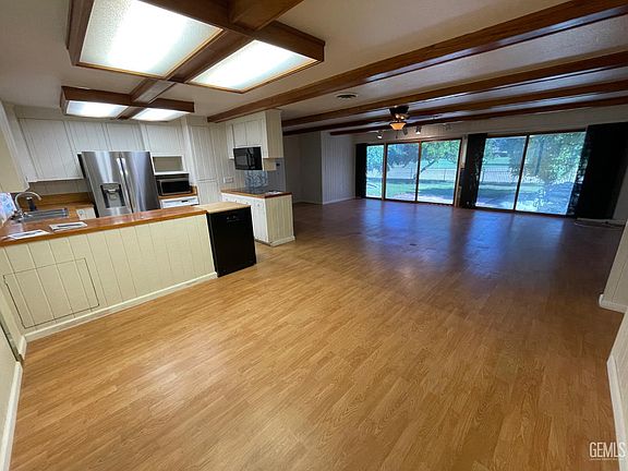 3rd image of 6212 Bel Aire Way