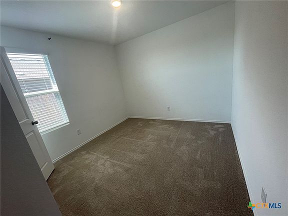 2nd image of 316 Enclave Manor Dr