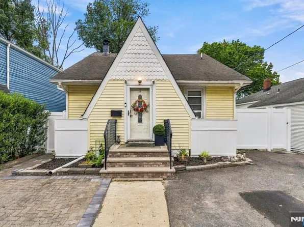 3 Seminole Avenue, Dumont, NJ 07628