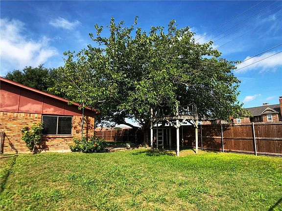 2nd image of 5502 Kerry Ln