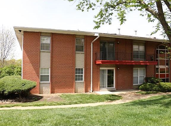 2nd image of 10349 Forest Brook Ln APT A