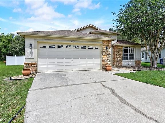 4th image of 34510 Cliffcreek Ct
