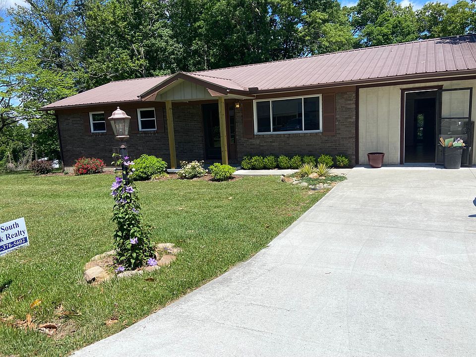1st image of 182 Fanchester Heights Rd