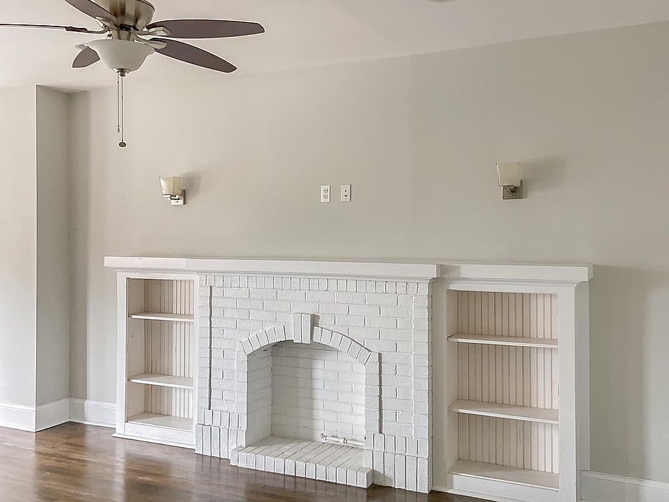 1st image of 51158 N Leavitt Ave #3