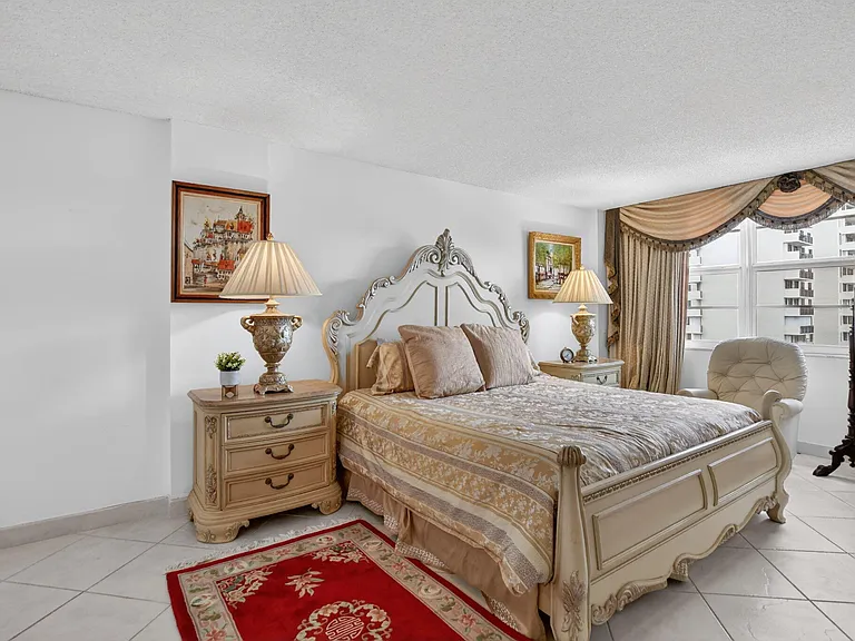 2121 N Ocean Blvd #805W — Photo 8