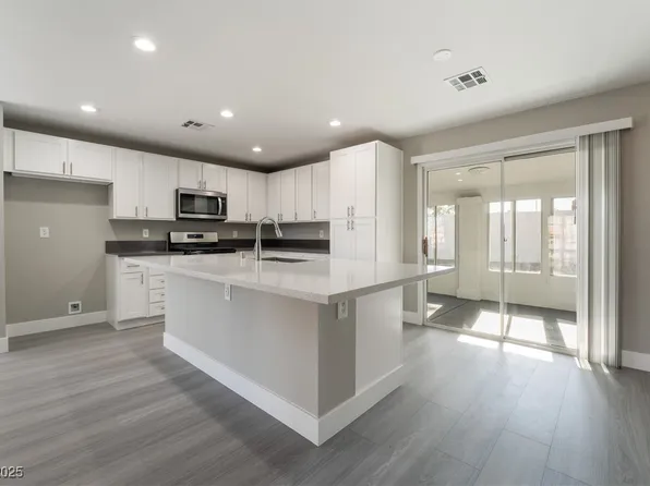 273 Adorno Dr, Henderson, NV 89074