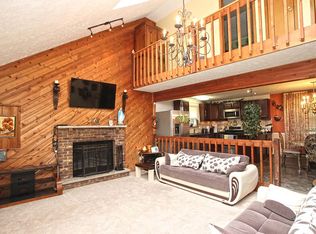 9400 Juniper Dr, Tobyhanna, PA