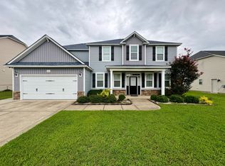 268 Fountain Grove Dr, Raeford, NC 28376