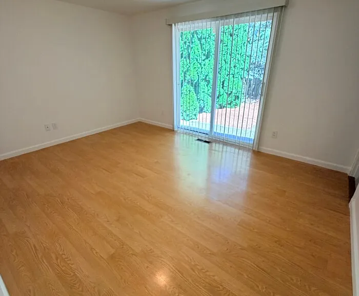 6789 Larson Ave — Photo 8