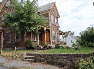 45 Dunfey St, Lowell, MA 01854
