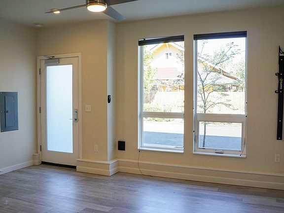 3rd image of 5080 NE 33rd Ave #2