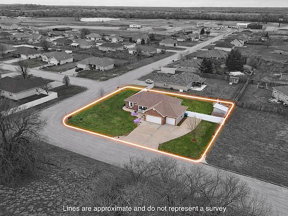 3rd image of 4770 S 129th Road