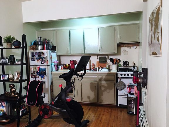 3rd image of 251 W 97th St APT 2E