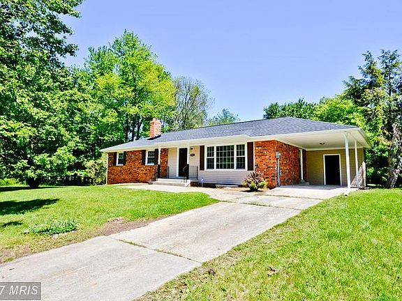 3rd image of 11900 Chesterton Dr