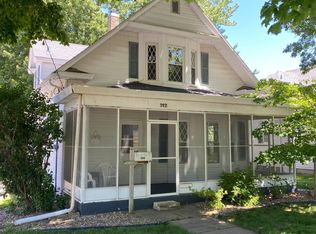 312 Lewis St, Burlington, IA 52601
