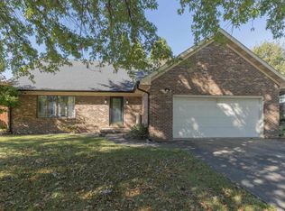1900 N Colony Rd, Evansville, IN 47715
