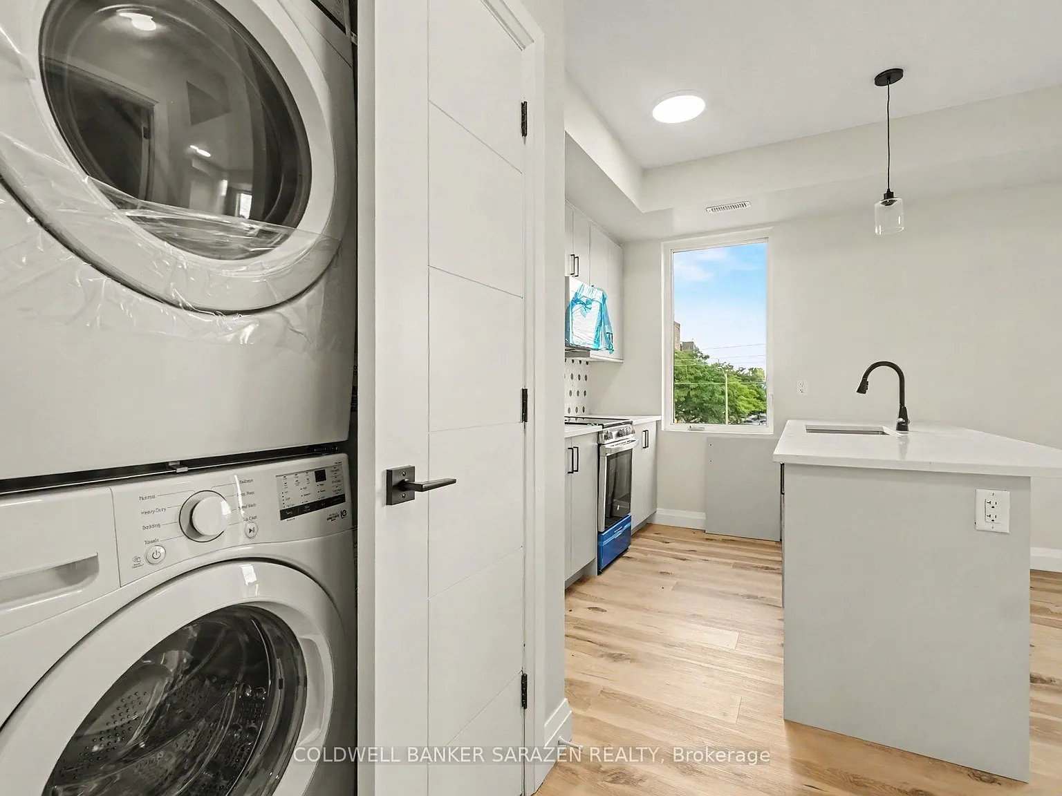 1 bed, $2,000 — Photo 4