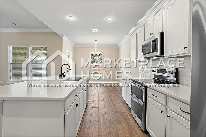 462 Lake Breeze Dr — Photo 7