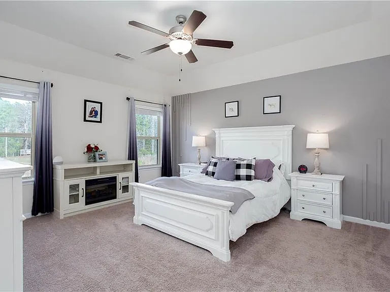 7999 Dawson Ln — Photo 24