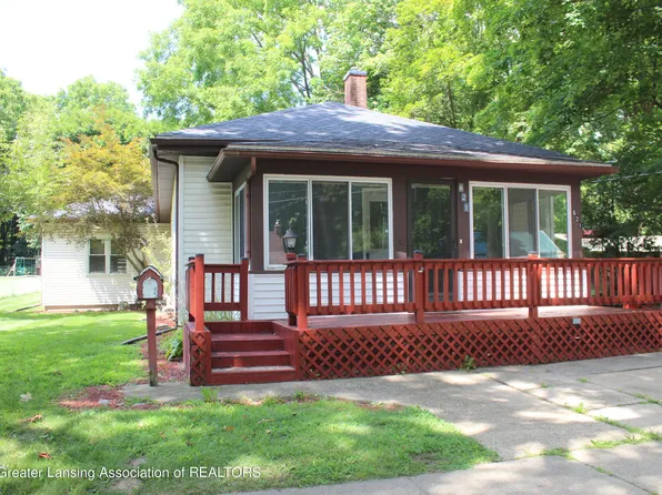 621 N Sheldon St, Charlotte, MI 48813