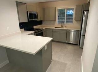 1255 Royal Oak Ter APT D, Novato, CA