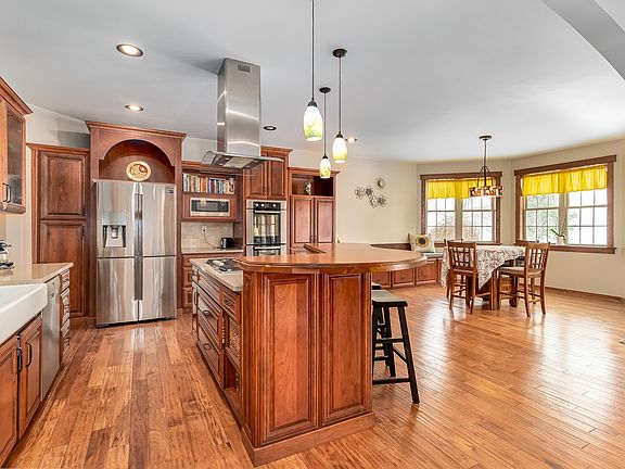 5th image of 21434 S Redwood Ln