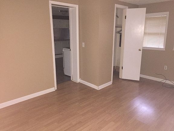 5th image of 809 River Rd