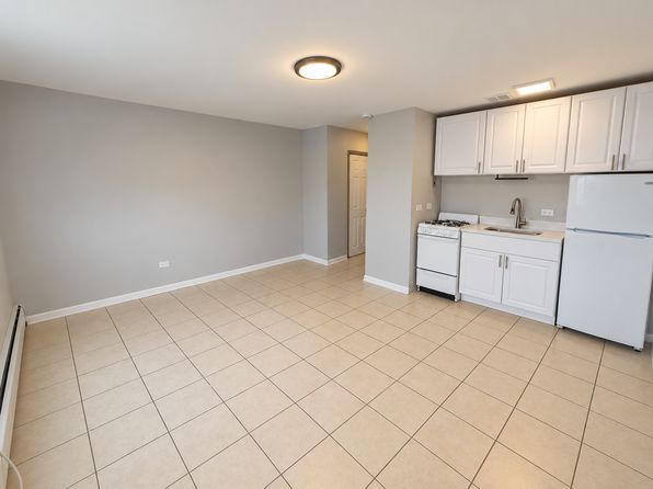 5657 W Fullerton Ave APT 308
