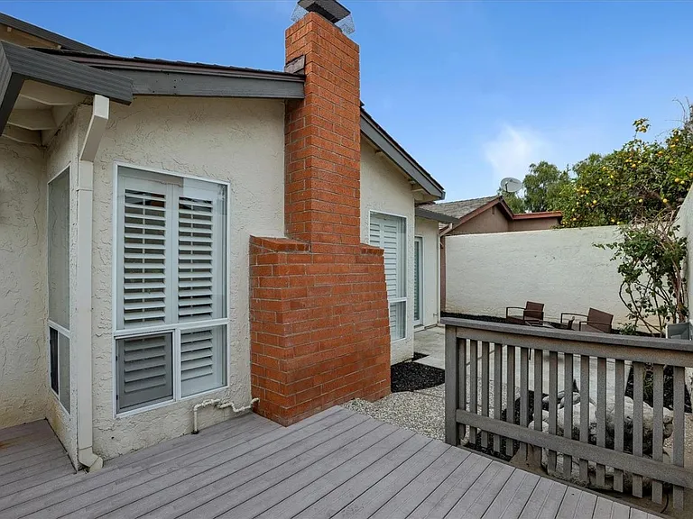 4746 Eagle Lake Dr — Photo 32