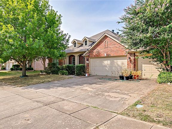 2nd image of 1527 Hidden Cove Dr