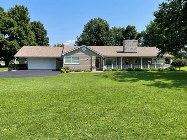 102 Maplewood Dr, Lancaster, KY 40444