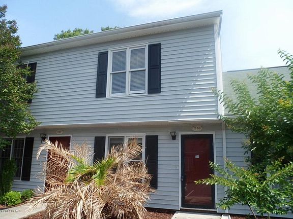 3rd image of 3200 Crystal Oaks Ln APT 550