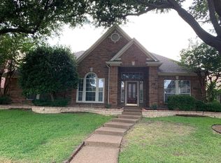8825 High Meadows Dr, Plano, TX 75025